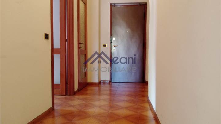 3 LOCALI DA PERSONALIZZARE LIBERO SUBITO